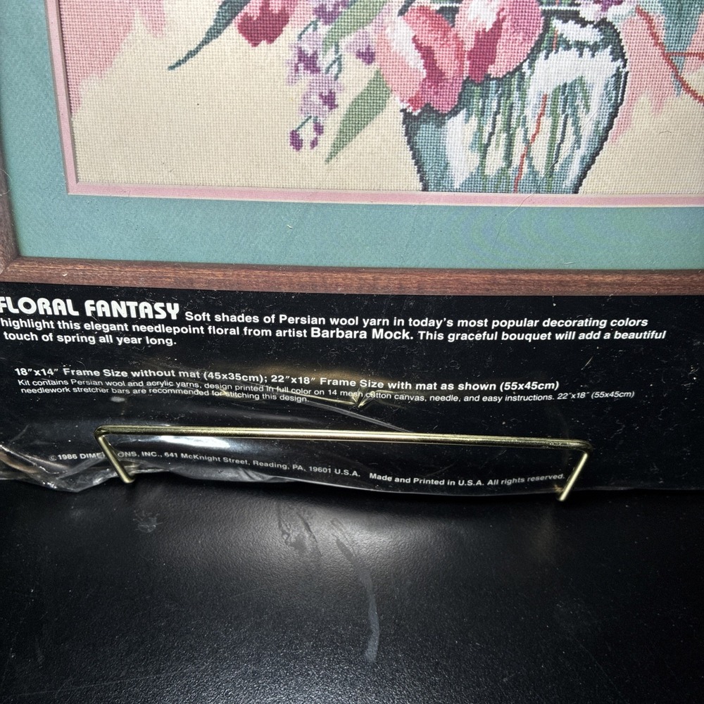 Vintage 1986 Dimensions Needlepoint Craft Kit "Floral Fantasy"-18 x 14--(S) - Picture 3 of 9